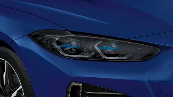 M koplampen Shadow Line, BMW Laserlight BMW i4 M50 G26 M koplampen Shadow Line, BMW Laserlight BMW i4 M50 G26, BMW Individual Frozen Portimao Blau metallic close-up