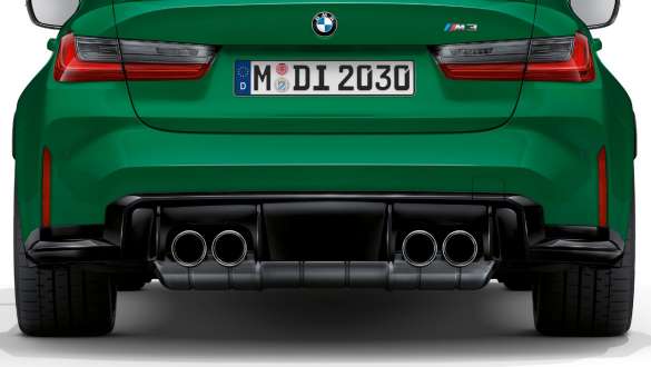 Sierstuk uitlaateindpijpen in hoogglans chroom BMW M3 Sedan G80 BMW M3 Sedan G80 Isle of Man Grün sierstuk uitlaateindpijpen in chroom achteraanzicht