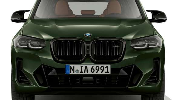 M40i en M40d specifieke designelementen BMW X3 M40i G01 LCI facelift BMW X3 M40i M40d G01 LCI facelift Malachitgrün metallic M40i specifieke designelementen vooraanzicht