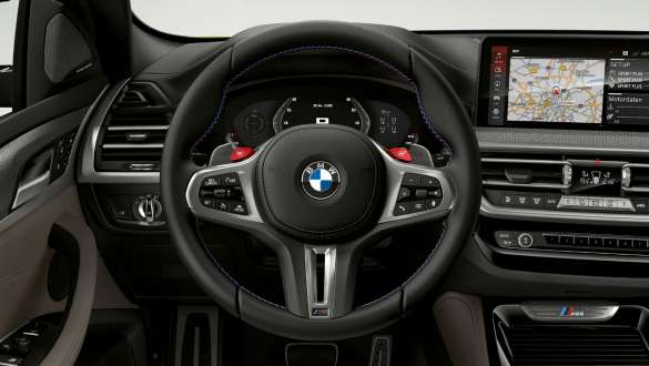 Met leder bekleed M Sportstuurwiel BMW X4 M F98 LCI facelift BMW X4 M F98 LCI facelift met leder bekleed M Sportstuurwiel cockpit