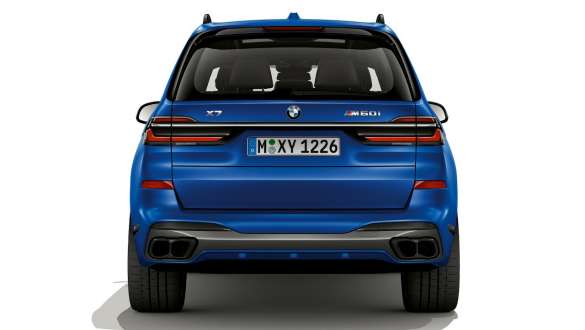 BMW X7 M60i xDrive G07 LCI Frozen Marina Bay Blue achteraanzicht stilstaand BMW X7 M60i xDrive G07 LCI Frozen Marina Bay Blue achteraanzicht stilstaand