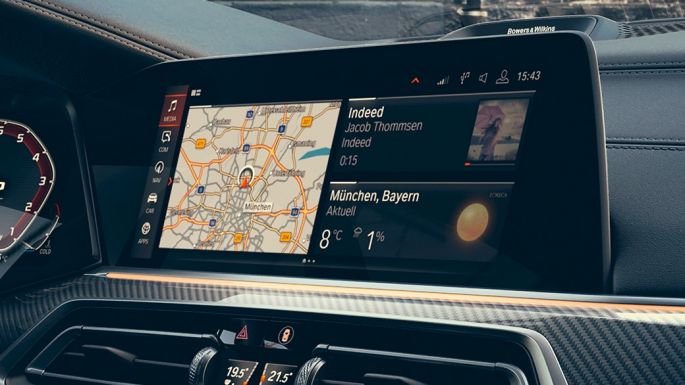 Cockpit met zicht op 12,3 inch displays BMW X6 cockpit met zicht op 12,3 inch displays