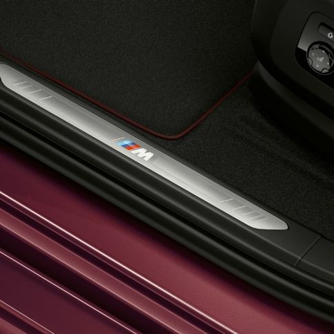 BMW X6 Individual instaplijst BMW X6 Individual interieur met close-up instaplijst