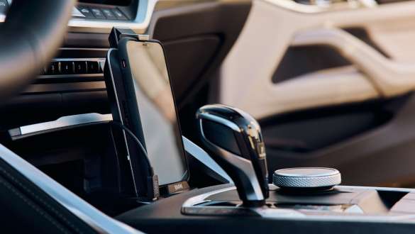 BMW Wireless Charging Station Universal. BMW lente- en zomeraccessoires BMW Wireless Charging Station Universal