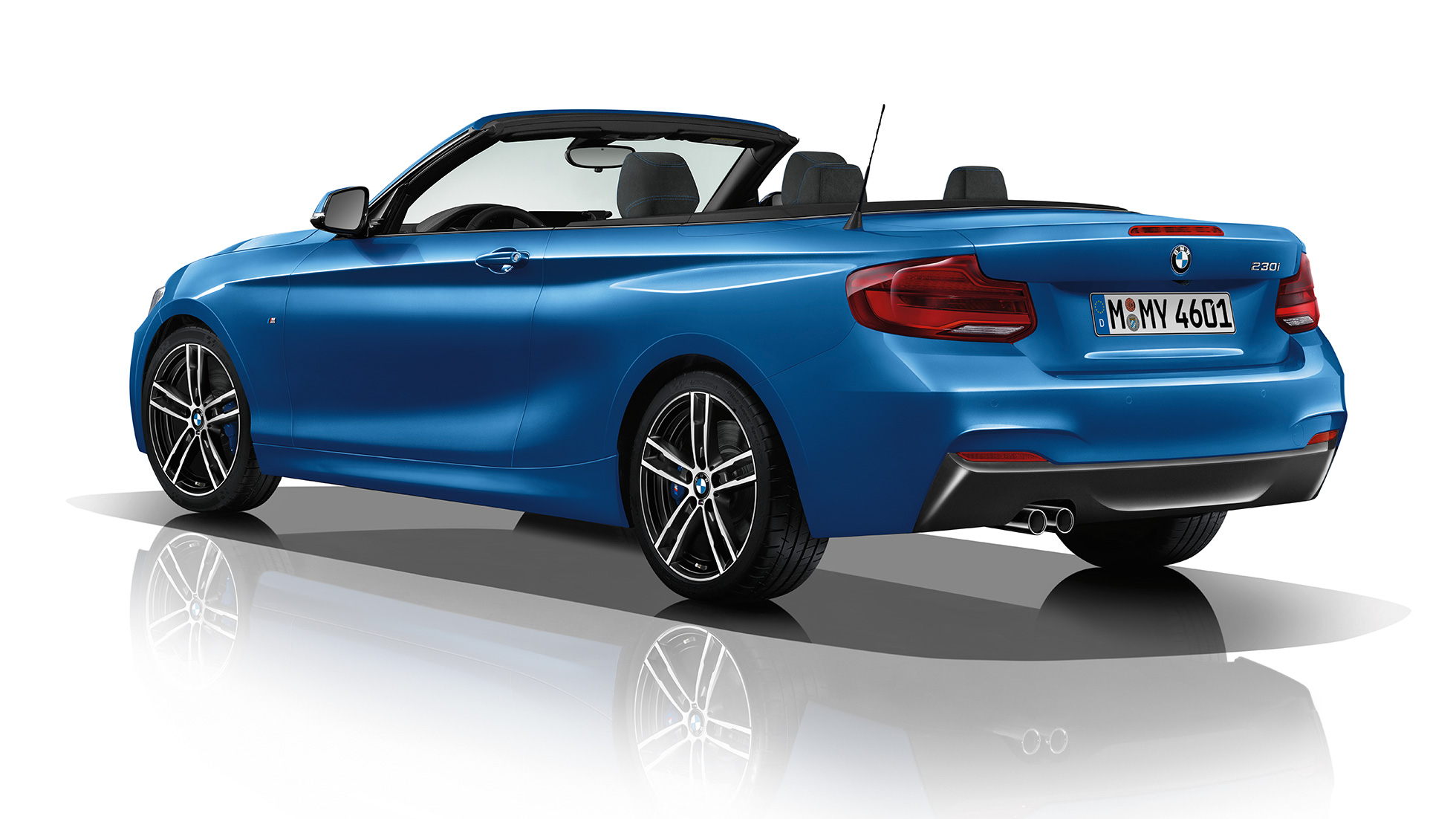 BMW 2 Serie Cabrio, Model M Sport driekwart achteraanzicht BMW 2 Serie Cabrio, Modle M Sport driekwart achteraanzicht