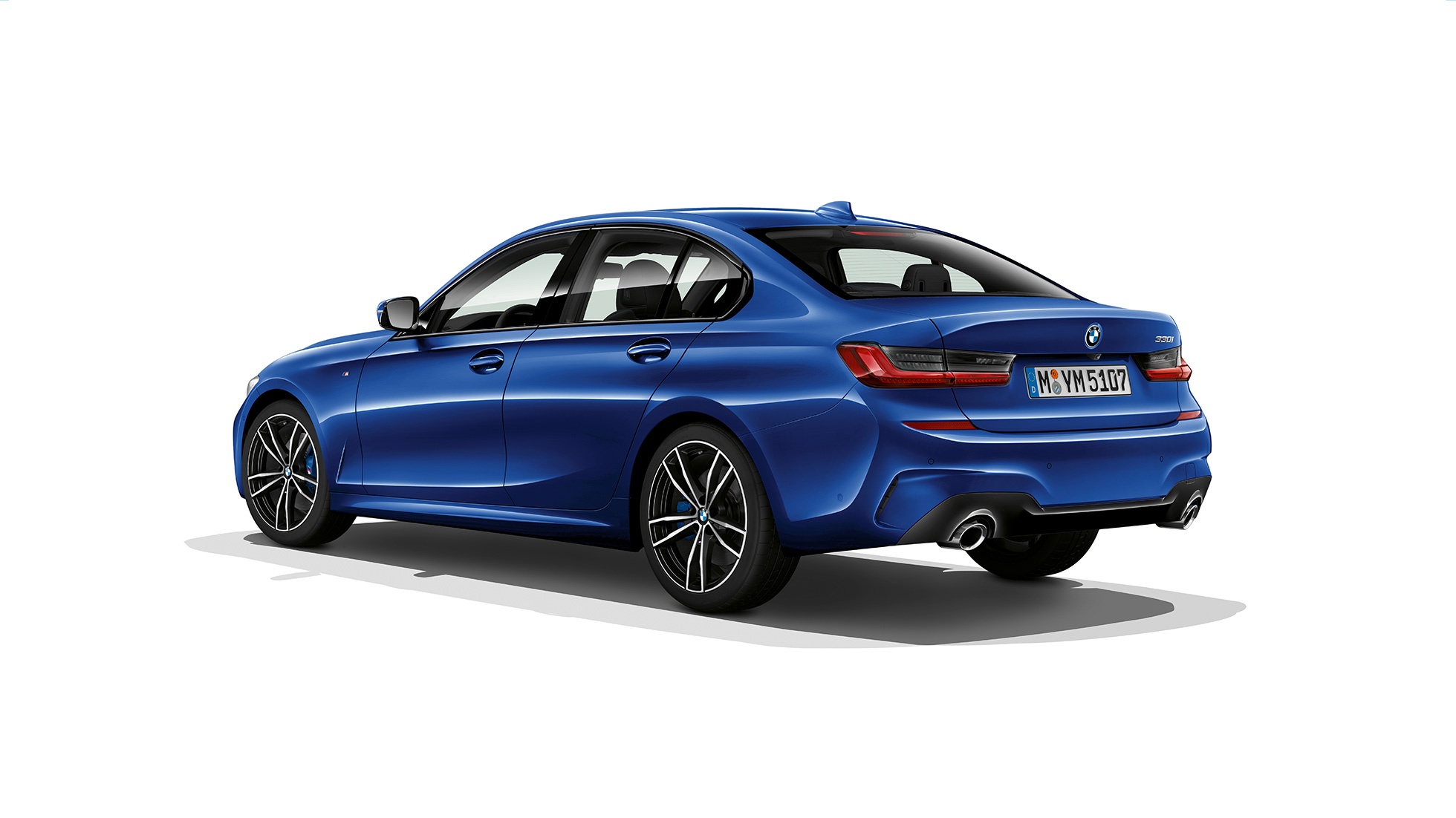 BMW 3 Serie Sedan, achterzijde Model M Sport Driekwart achteraanzicht van de BMW 3 Serie Sedan met de uitrusting van Model M Sport