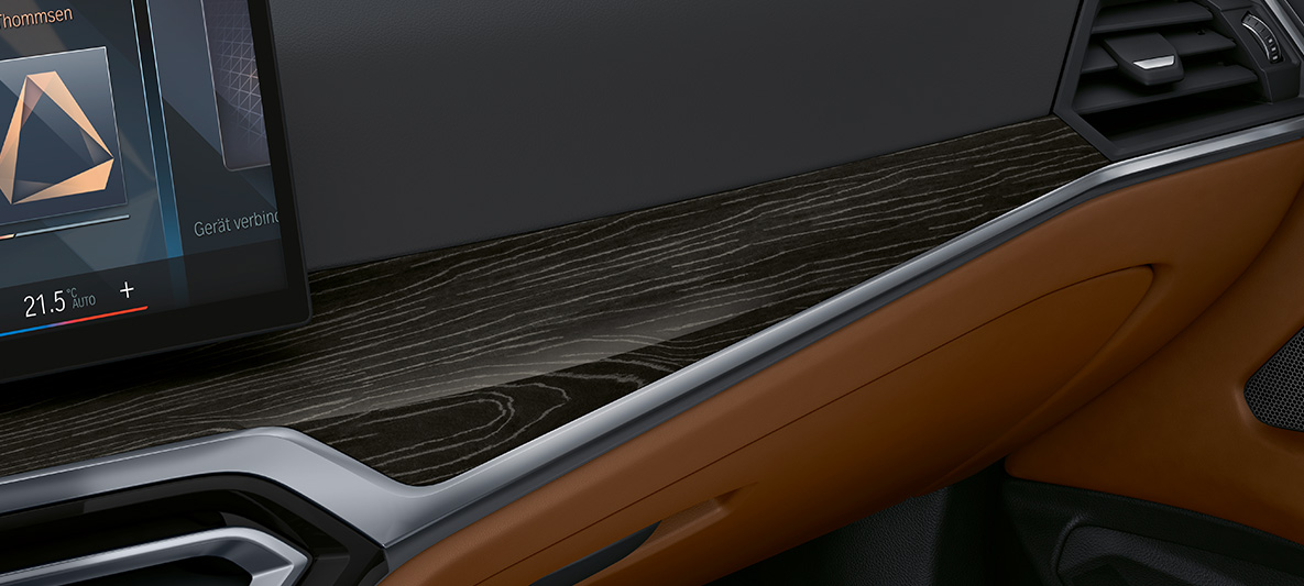 BMW Individual interieurlijsten edelhoutuitvoering Fineline Schwarz met Silbereffekt en open structuur en accentlijst in Perlglanz chroom BMW 4 Serie Cabrio G23 Individual interieur BMW Individual interieurlijsten edelhoutuitvoering Fineline Schwarz met Silbereffekt en open structuur en accentlijst in Perlglanz chroom BMW 4 Serie Cabrio Individual G23 interieur
