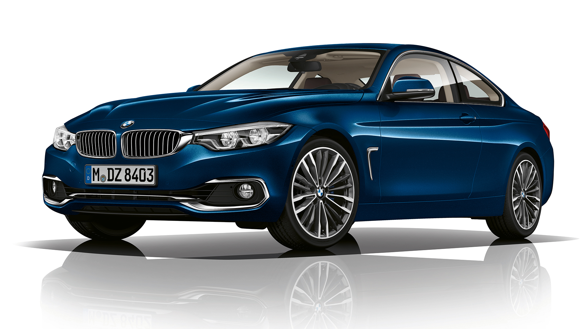 BMW 4 Serie Coupé, Model Luxury Line driekwart vooraanzicht BMW 4 Serie Coupé, Model Luxury Line driekwart vooraanzicht