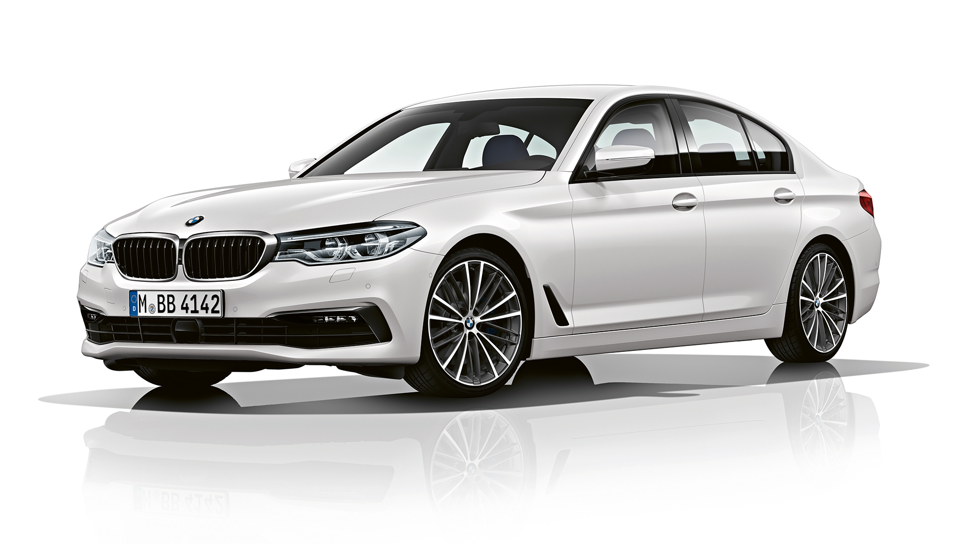 Sport Line driekwart vooraanzicht BMW 5 Serie Sedan Sport Line BMW 5 Serie Sedan 540i Sedan G30 Alpinweiß metallic driekwart vooraanzicht
