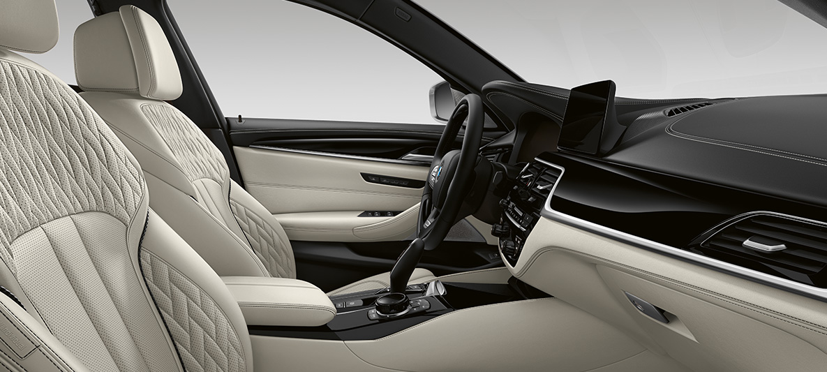 Volleder BMW 5 Serie Touring G31 Individual interieur Volleder BMW 5 Serie Touring Individual G31 facelift interieur cockpit