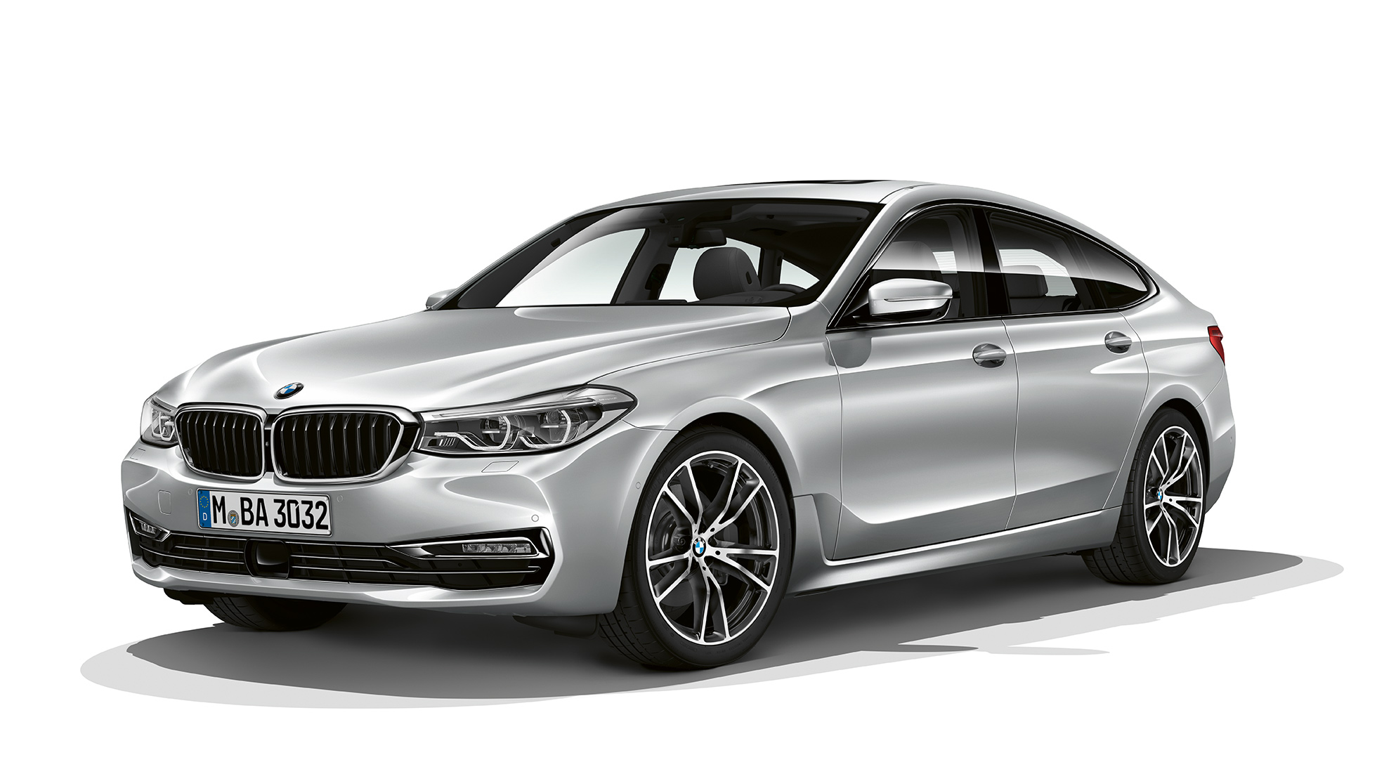 BMW 6 Serie Gran Turismo G32 Sport Line driekwart vooraanzicht BMW 6 Serie Gran Turismo G32 2017 Sport Line Glaciersilber metallic driekwart vooraanzicht