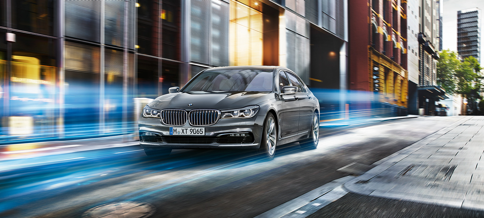 DE BMW 7 SERIE PHEV. eDRIVE PLUG-IN HYBRIDE. DE BMW 7 SERIE PHEV. eDRIVE PLUG-IN HYBRIDE.