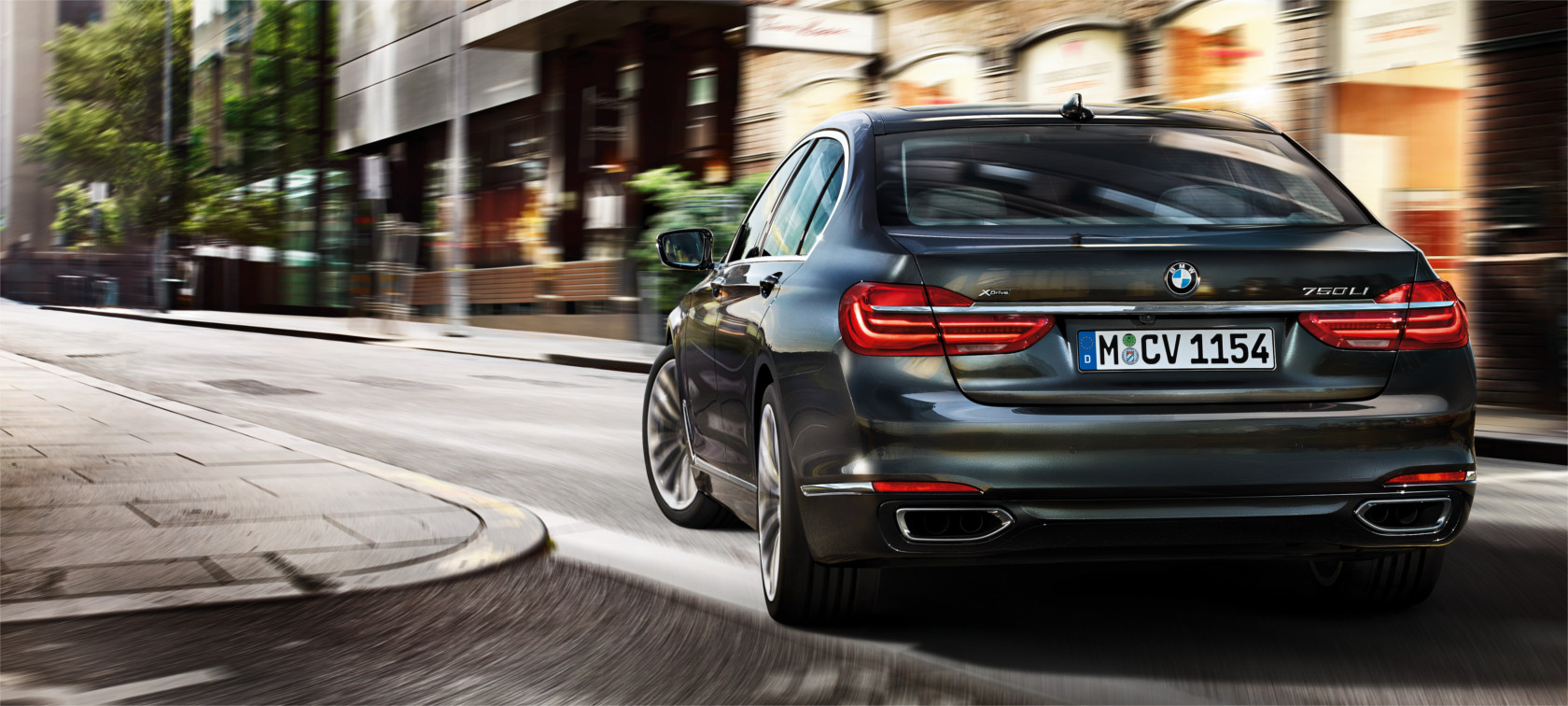 De BMW 7 Serie. Rijdynamiek en efficiency. De BMW 7 Serie. Rijdynamiek en efficiency.
