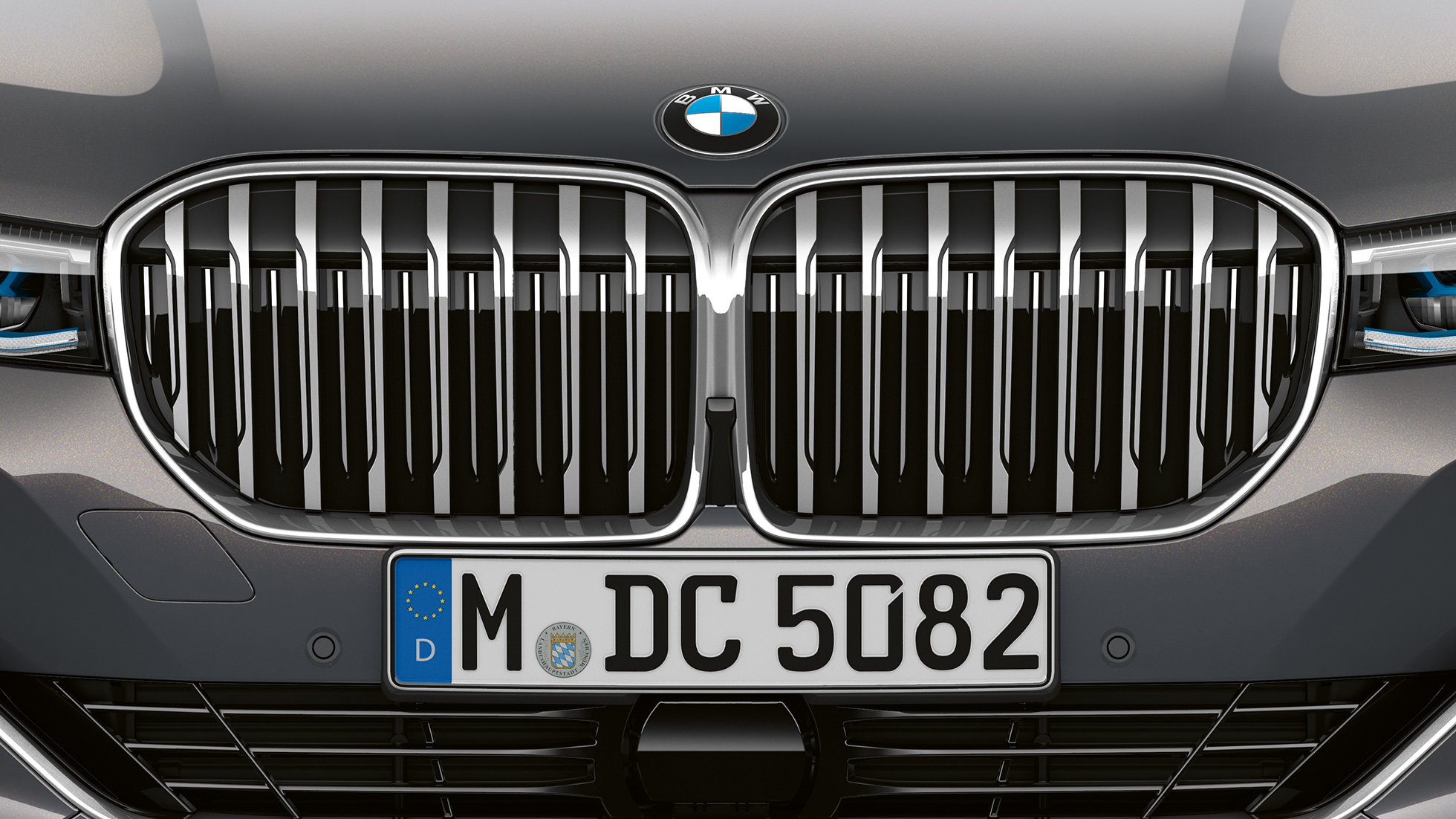 BMW 7 Serie Sedan met exterieurdesign Pure Excellence, transmissiehendel BMW 7 Serie Sedan met exterieurdesign Pure Excellence: Close-up van de BMW nieren