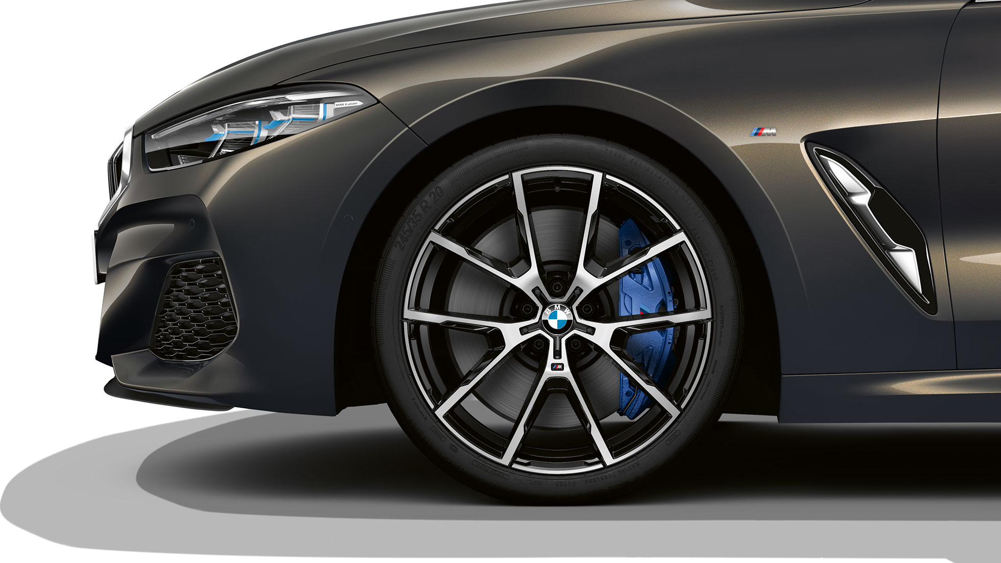 BMW M850i xDrive in Dravitgrau metallic, 20-inch lichtmetalen M wielen in Y-spaak styling 728 M. BMW M850i xDrive in Dravitgrau metallic, 20-inch lichtmetalen M wielen in Y-spaak styling 728 M.