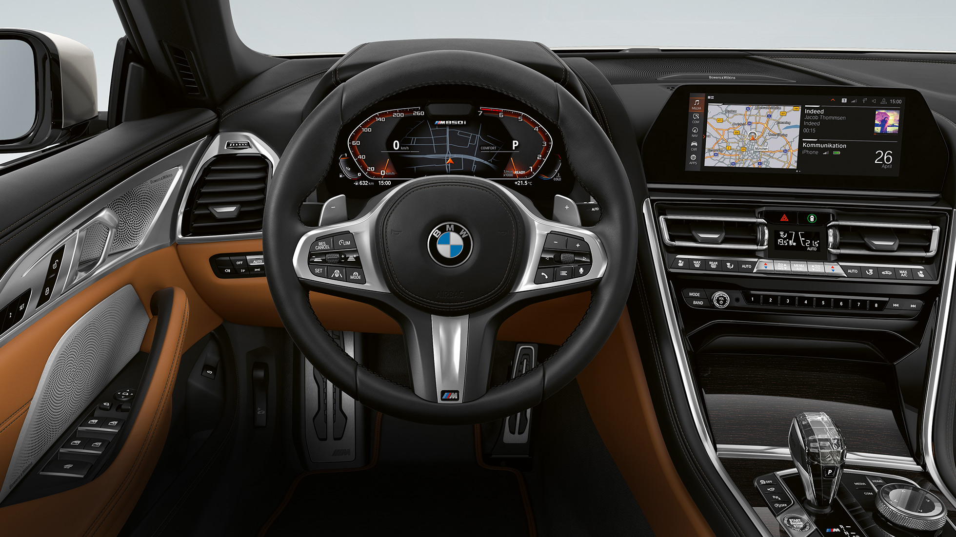 BMW M850i xDrive, met leder bekleed multifunctioneel M stuur met schakel-paddles. BMW M850i xDrive, met leder bekleed multifunctioneel M stuur met schakel-paddles.