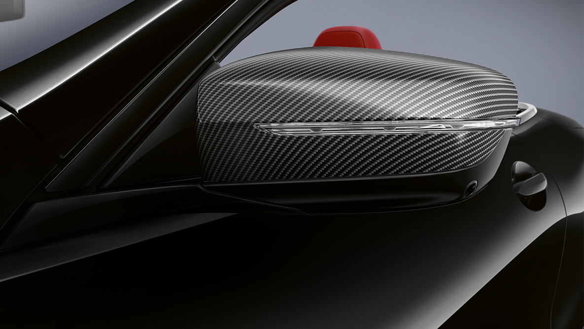 BMW M850i xDrive, spiegelkappen in carbon. BMW M850i xDrive, spiegelkappen in carbon.