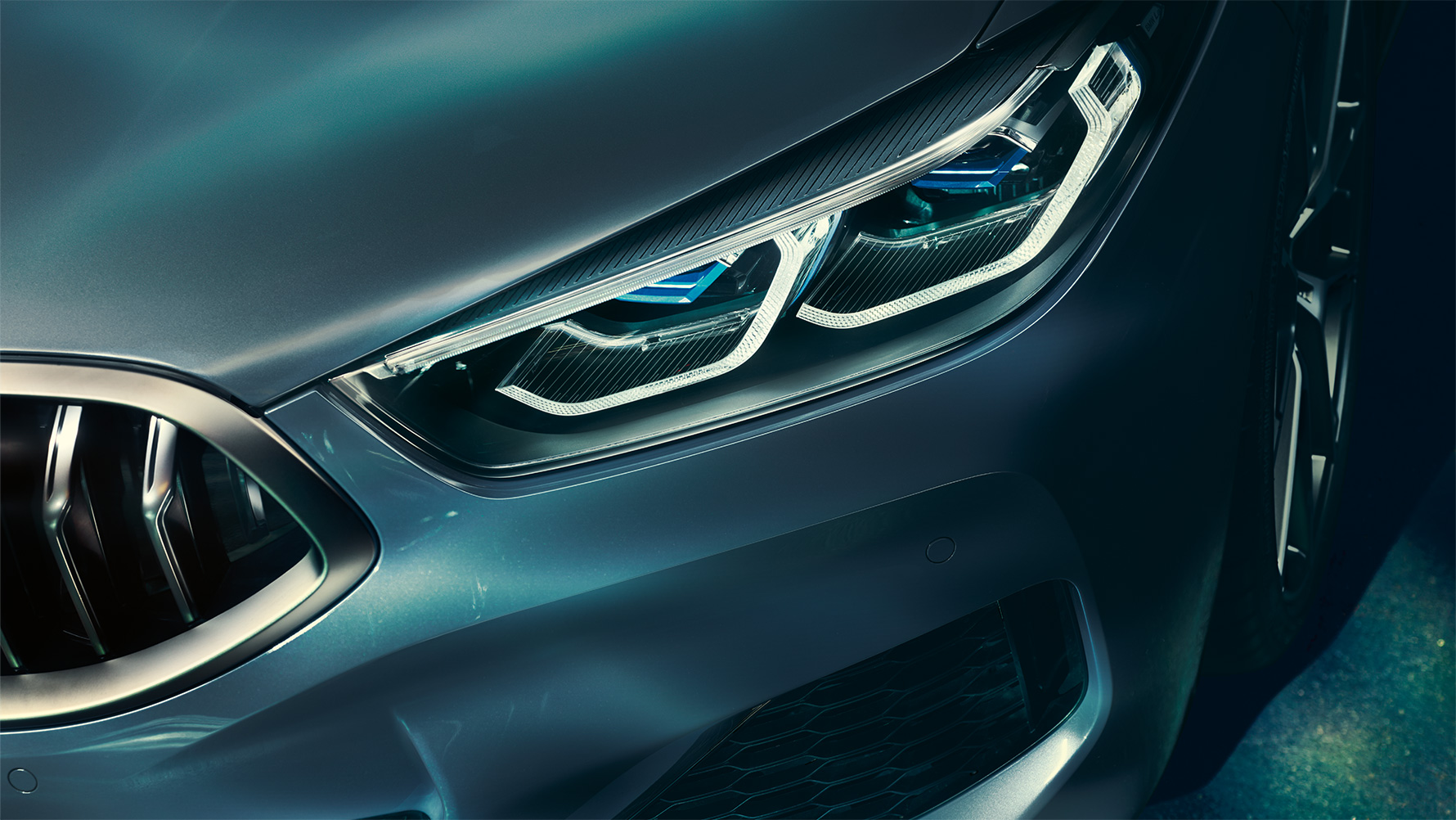 BMW 8 Serie, laserlicht Close-up van laserlicht aan voorzijde van de BMW 8 Serie Coupé.