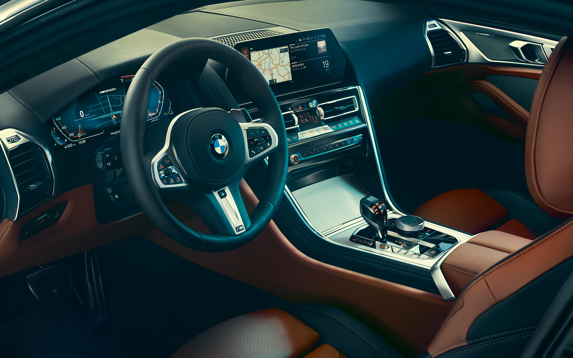 BMW 8 Serie Coupé, stuur Interieur van de BMW 8 Serie Coupé met focus op het stuur.