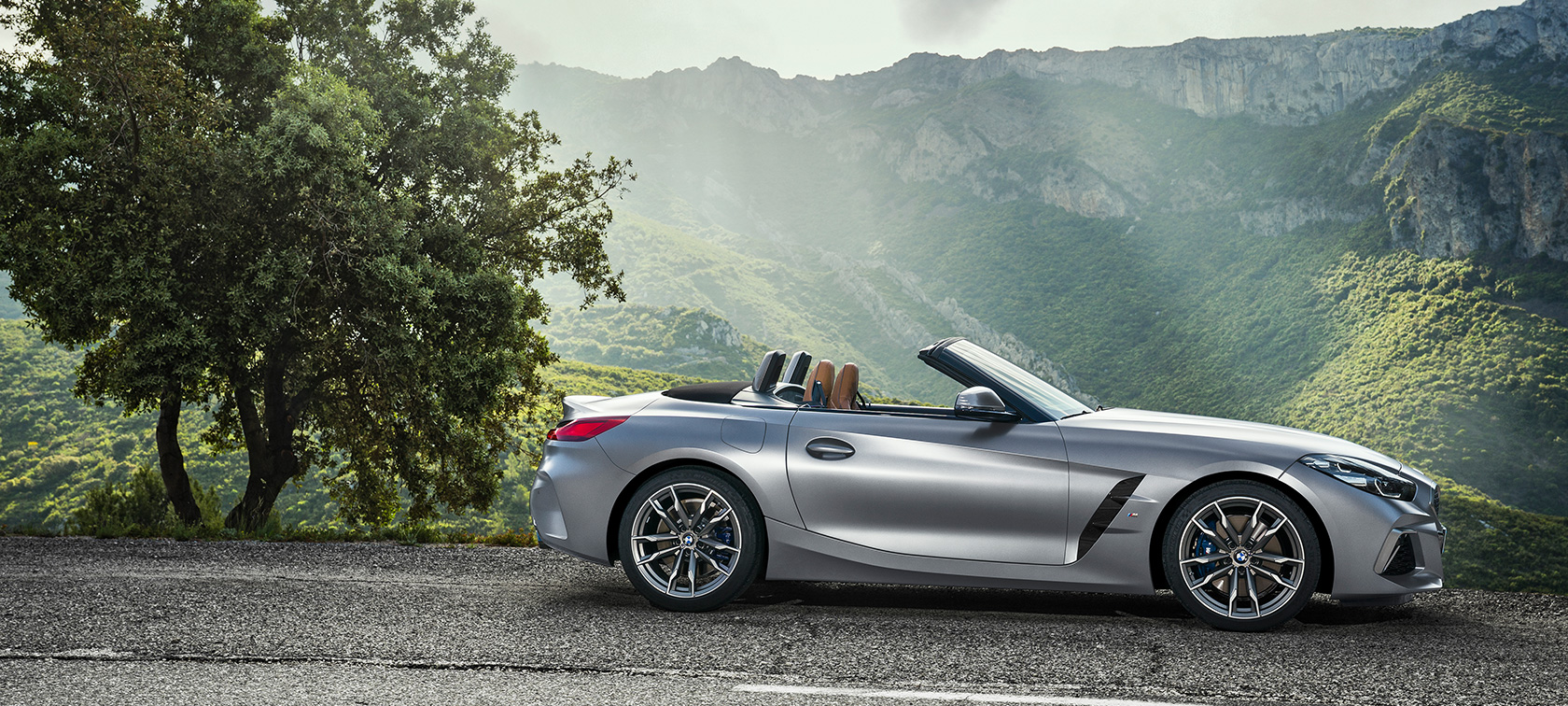 BMW Z4 M40i G29 Cabrio BMW Z4 M40i G29 2019 Cabrio BMW Individual Frozen Grey metallic zijaanzicht