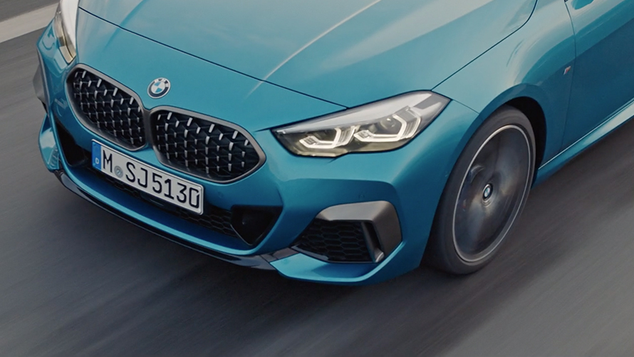 Video BMW M235i xDrive Gran Coupé Video BMW M235i xDrive Gran Coupé 2020 Black Sapphire metallic F44