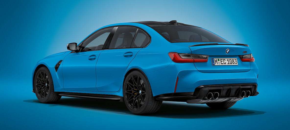 BMW M3 Sedan BMW Individual Mexikoblau metallic G80 driekwart achteraanzicht stilstaand BMW M3 Sedan BMW Individual Mexikoblau metallic G80 driekwart achteraanzicht stilstaand