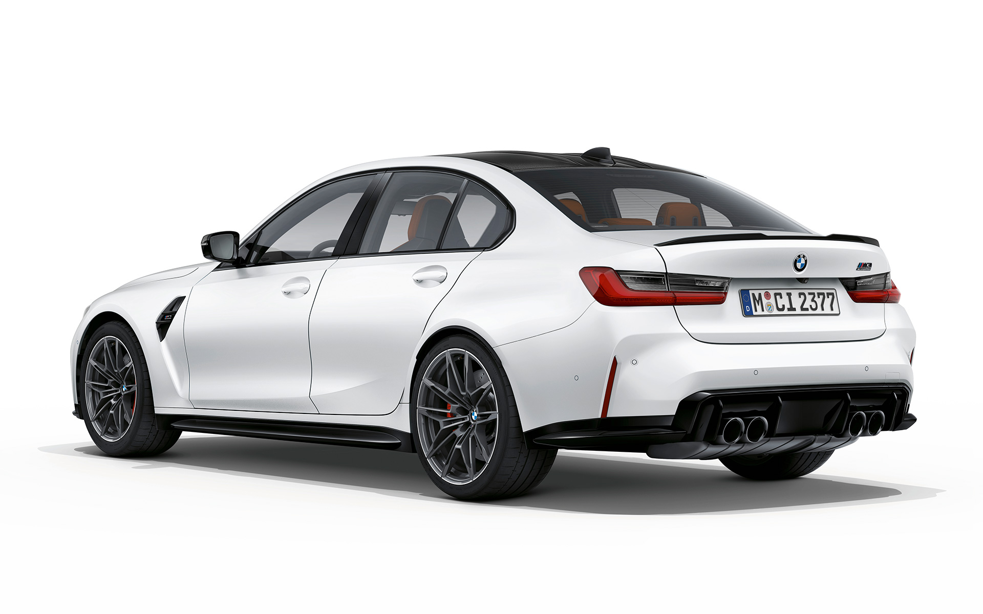 BMW M3 Competition G80 Frozen Brilliant White metallic driekwart achteraanzicht