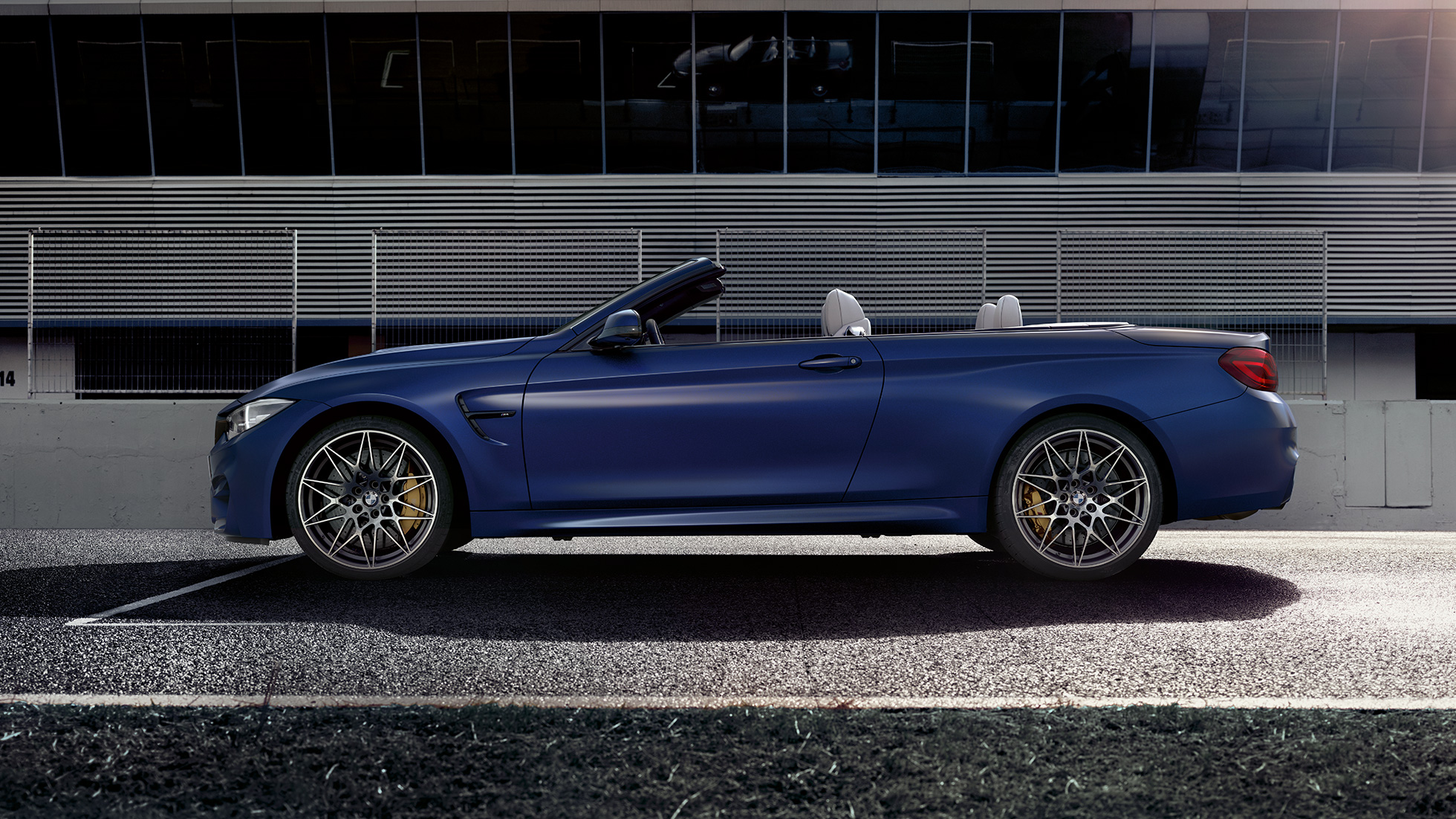 BMW M4 Cabrio, zijaanzicht BMW M4 Cabrio, design, zijaanzicht