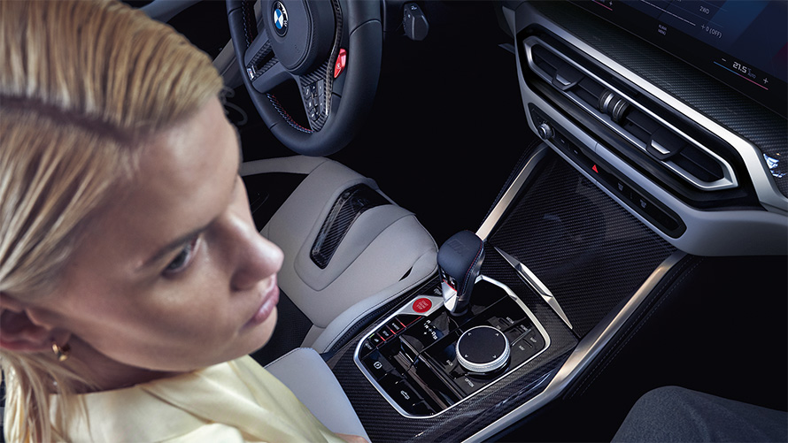BMW M4 Competition Cabrio met M xDrive G83 Interieur middenconsole BMW M4 Competition Cabrio met M xDrive G83 middenconsole