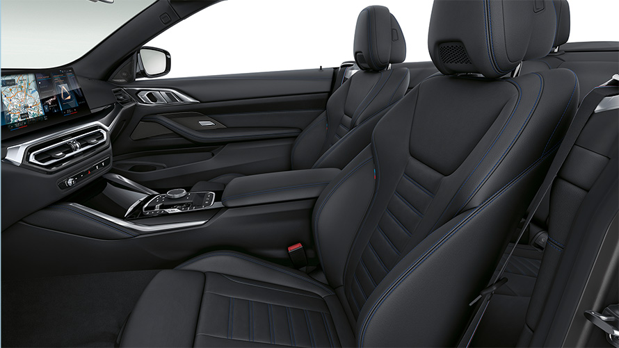 BMW M440i xDrive Cabrio G23 interieur sportstoelen voor bestuurder en voorpassagier lederuitrusting