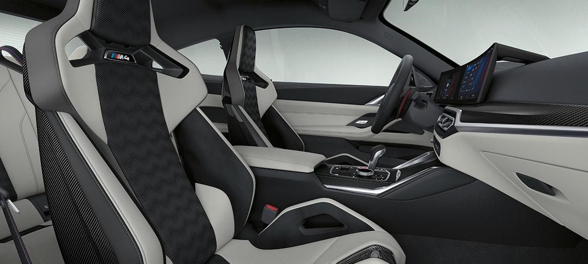 BMW Individual vollederen bekleding Merino Silverstone/Schwarz BMW M4 Coupé G82 interieur BMW Individual vollederen bekleding Merino Silverstone/Schwarz BMW M4 Coupé G82 interieur cockpit