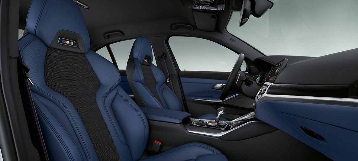 BMW Individual vollederuitrusting Merino Fjordblau/Schwarz BMW M4 Coupé G82 interieur BMW Individual vollederuitrusting Merino Fjordblau/Schwarz BMW M4 Coupé G82 interieur cockpit