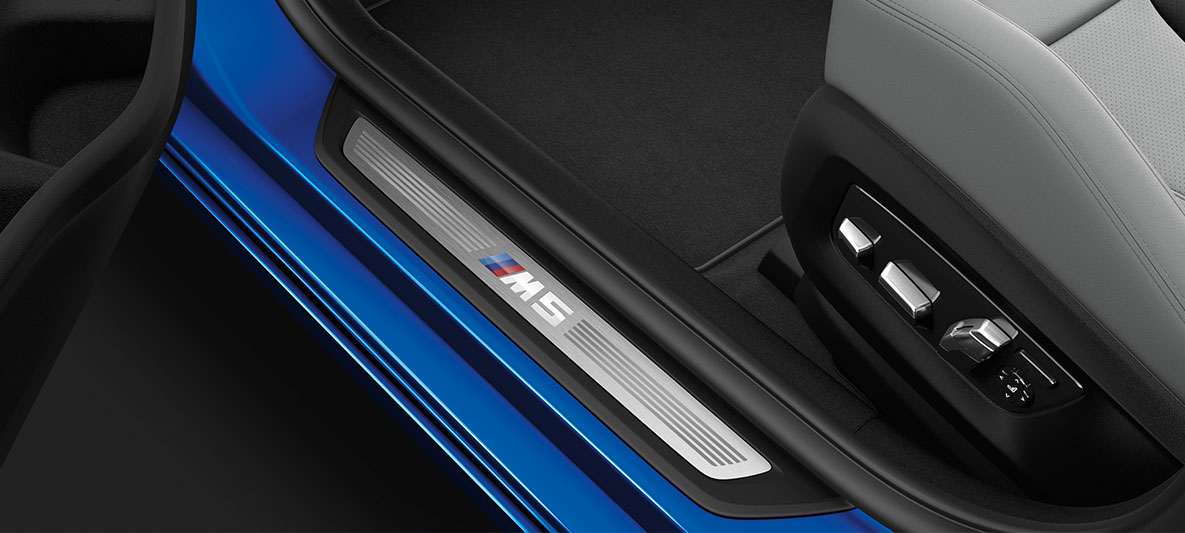 M5 instaplijst BMW M5 detail instaplijst