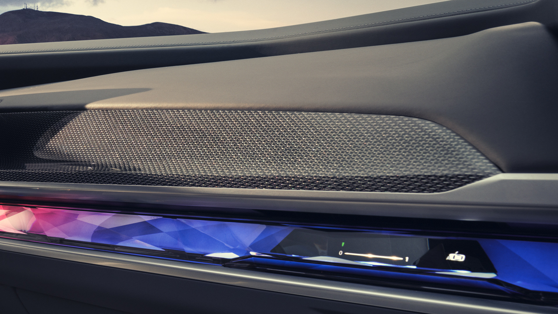 M interieurlijsten Carbon Fibre BMW M760e xDrive Sedan G70 close-up