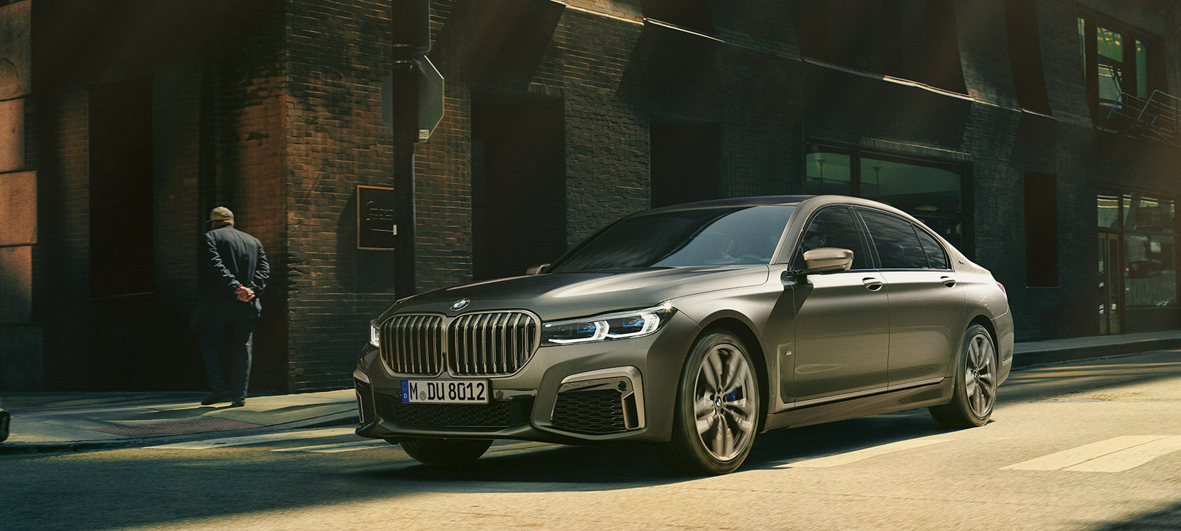 Informatie BMW M760Li xDrive Sedan, BMW M7, BMW 760Li Individual, Informatie