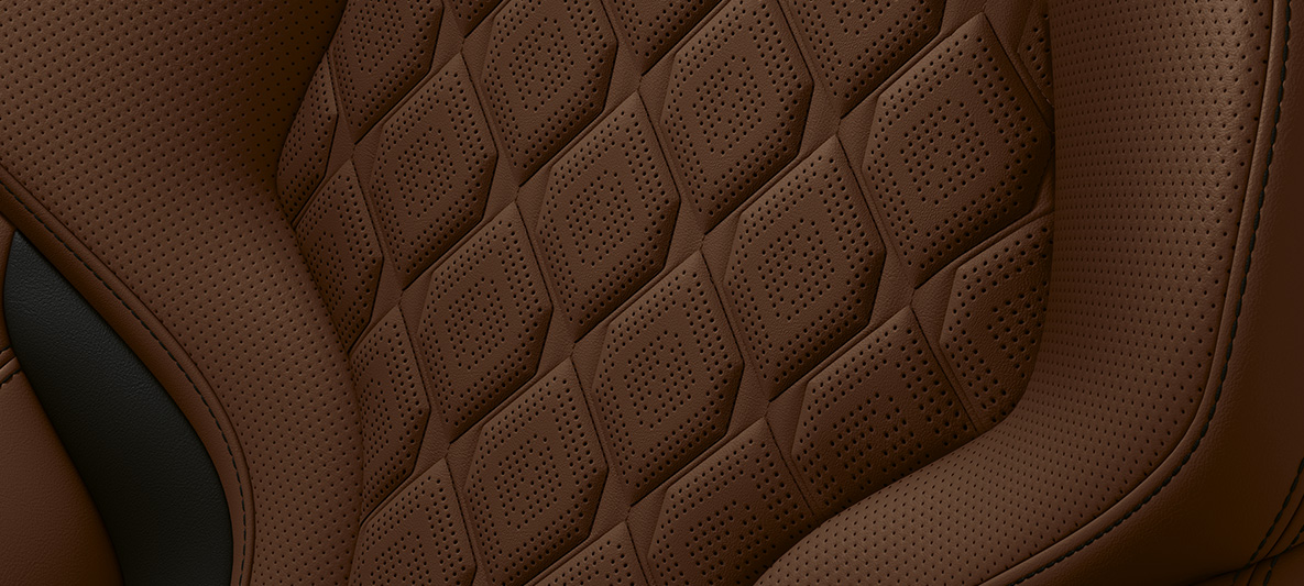 Volleder Merino Taruma Braun. BMW Individual M8 Cabrio, interieur met volleder Merino Taruma Braun.