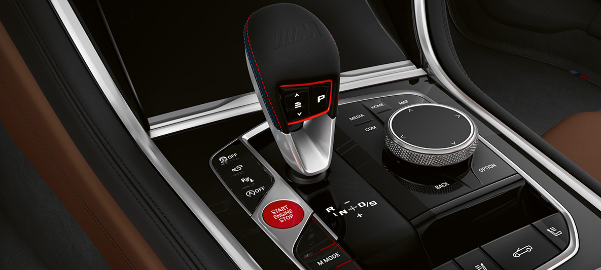 M transmissiehendel. BMW M8 Cabrio, interieur, M transmissiehendel.