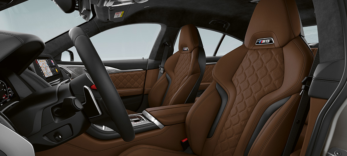 M Sportstoelen in leder Merino BMW M8 Gran Coupé F93 M Sportstoelen met M8 logo in leder Merino BMW M8 Gran Coupé F93 2020