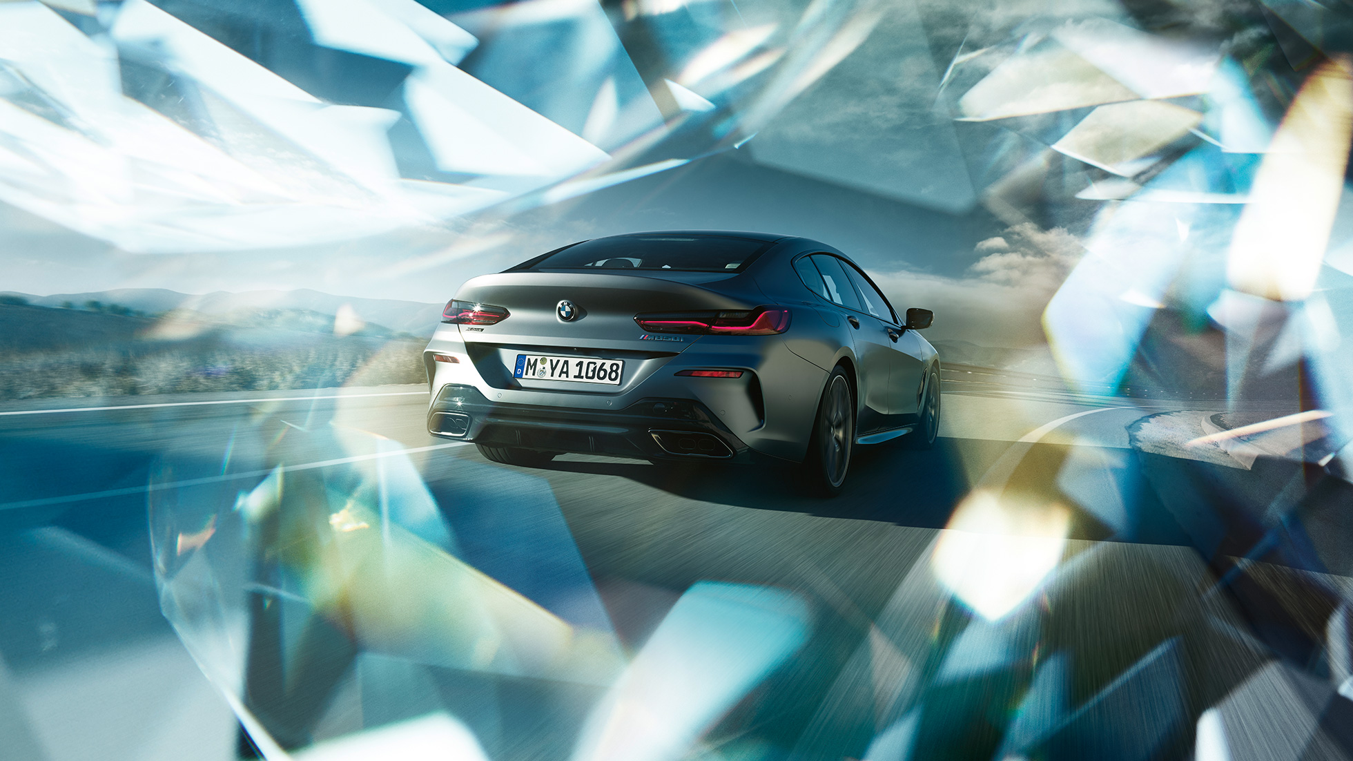 BMW M850i xDrive Gran Coupé driekwart achteraanzicht BMW M850i xDrive Gran Coupé G16 2019 Frozen Bluestone metallic driekwart achteraanzicht