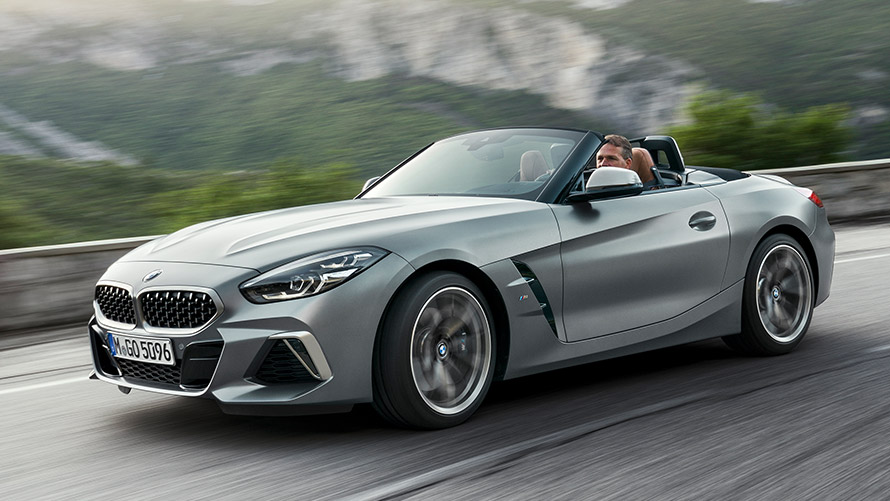 BMW M modellen BMW Z4 M G29 driekwart zijaanzicht rijdend BMW M modellen BMW Z4 M G29 driekwart zijaanzicht rijdend
