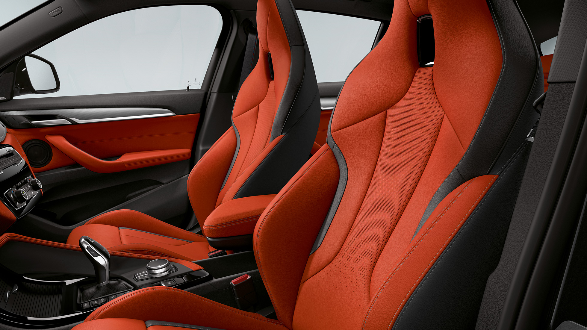 M Sportstoelen BMW X2 M35i M Sportstoelen BMW X2 M35i F39 interieur