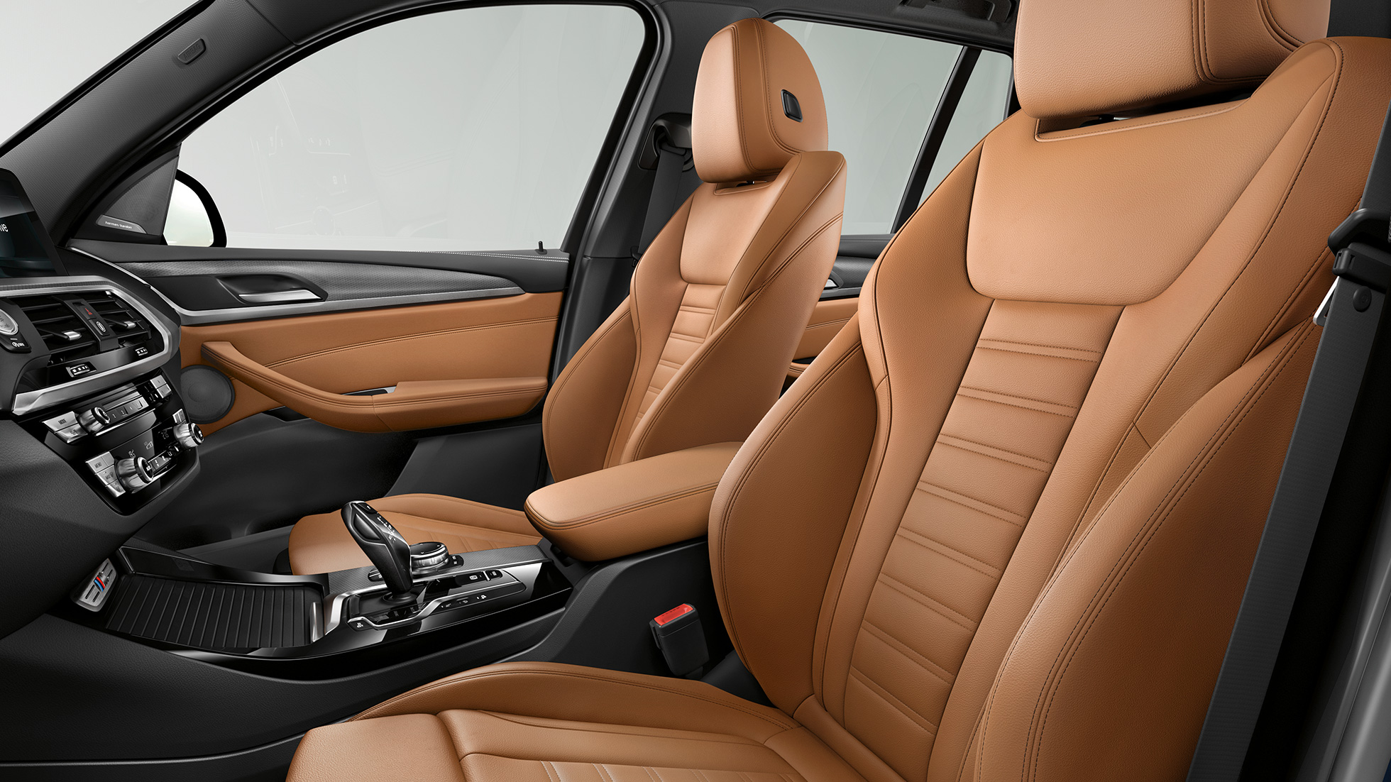 BMW X3 M40i en BMW X4 M40d, interieur BMW X3 M40i en BMW X3 M40d, sportief en comfortabel interieur met sportstoelen