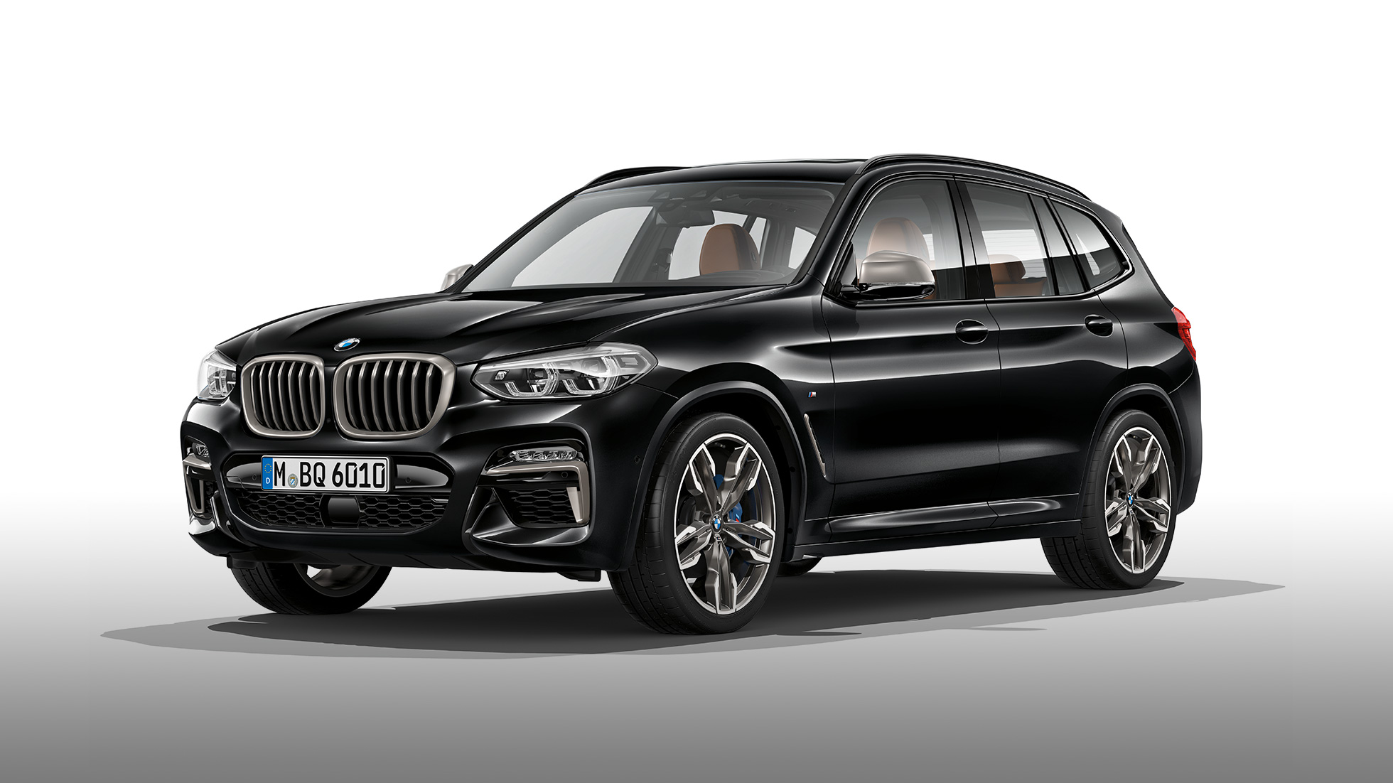 BMW X3 M40i en BMW X3 M40d, zijaanzicht BMW X3 M40i en BMW X3 M40d in Saphir schwarz metallic, exterieur, zijaanzicht
