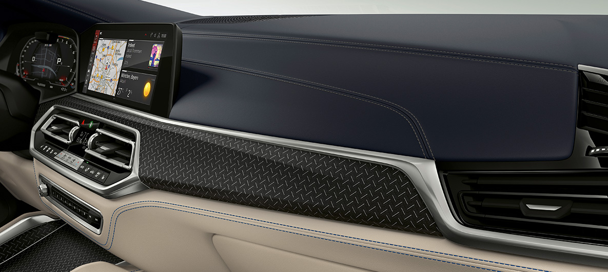 BMW X6 M Individual F96 2020 interieur BMW X6 M F96 2020 BMW Individual interieur edelhoutuitvoering Fineline Schwarz met aluminiuminleg