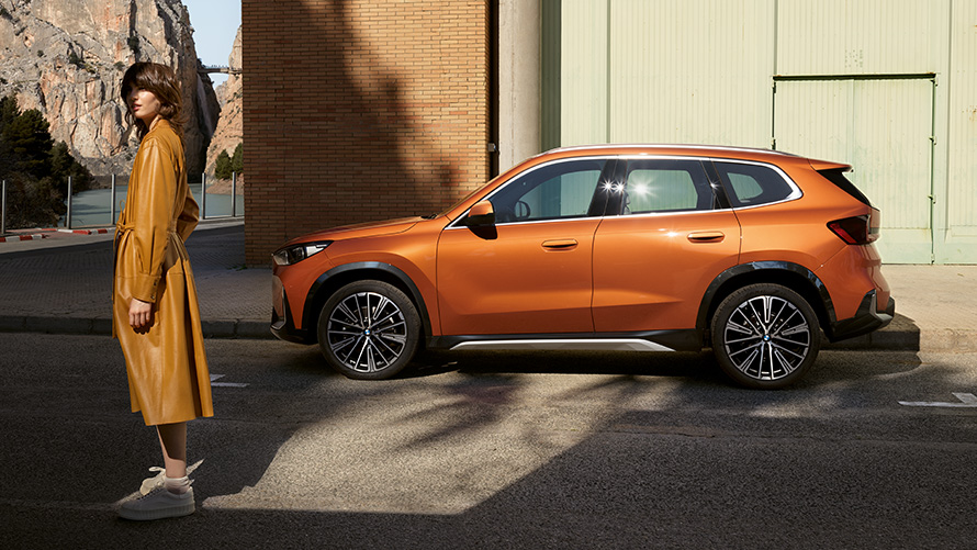 BMW X1 PLUG-IN HYBRIDE. BMW X1 PLUG-IN HYBRIDE.