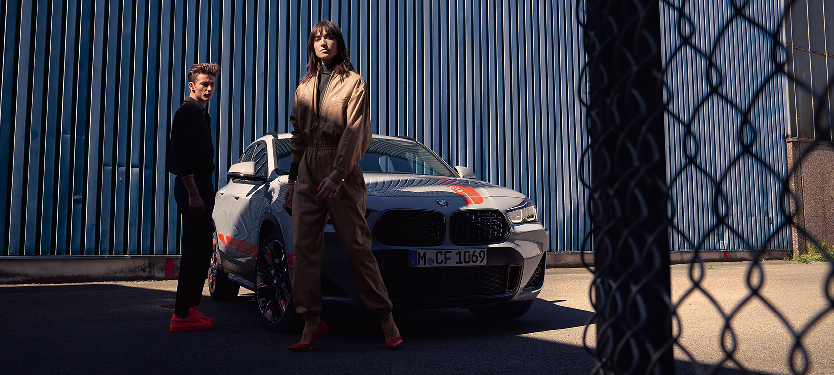 Driekwart vooraanzicht BMW X2 F39 Driekwart vooraanzicht BMW X2 F39 Brooklyn Grau