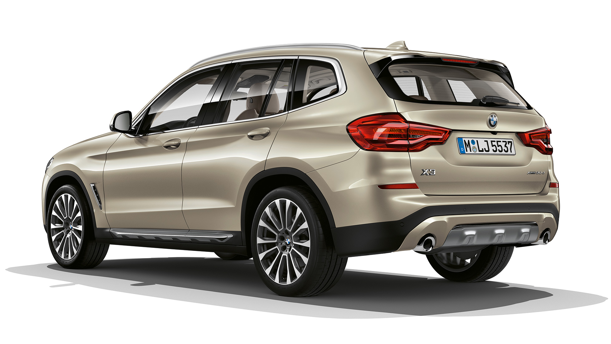 BMW X3 M40i, Model Luxury Line, driekwart achteraanzicht BMW X3 M40i, Model Luxury Line, driekwart achteraanzicht