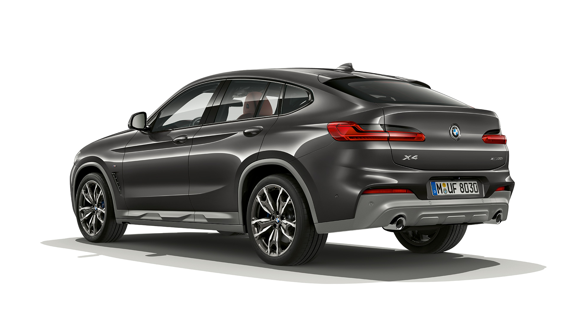 Driekwart achteraanzicht BMW X4 Model M Sport X BMW X4 xDrive30i Model M Sport X G02 2018 Sophistograu Brillanteffekt driekwart achteraanzicht