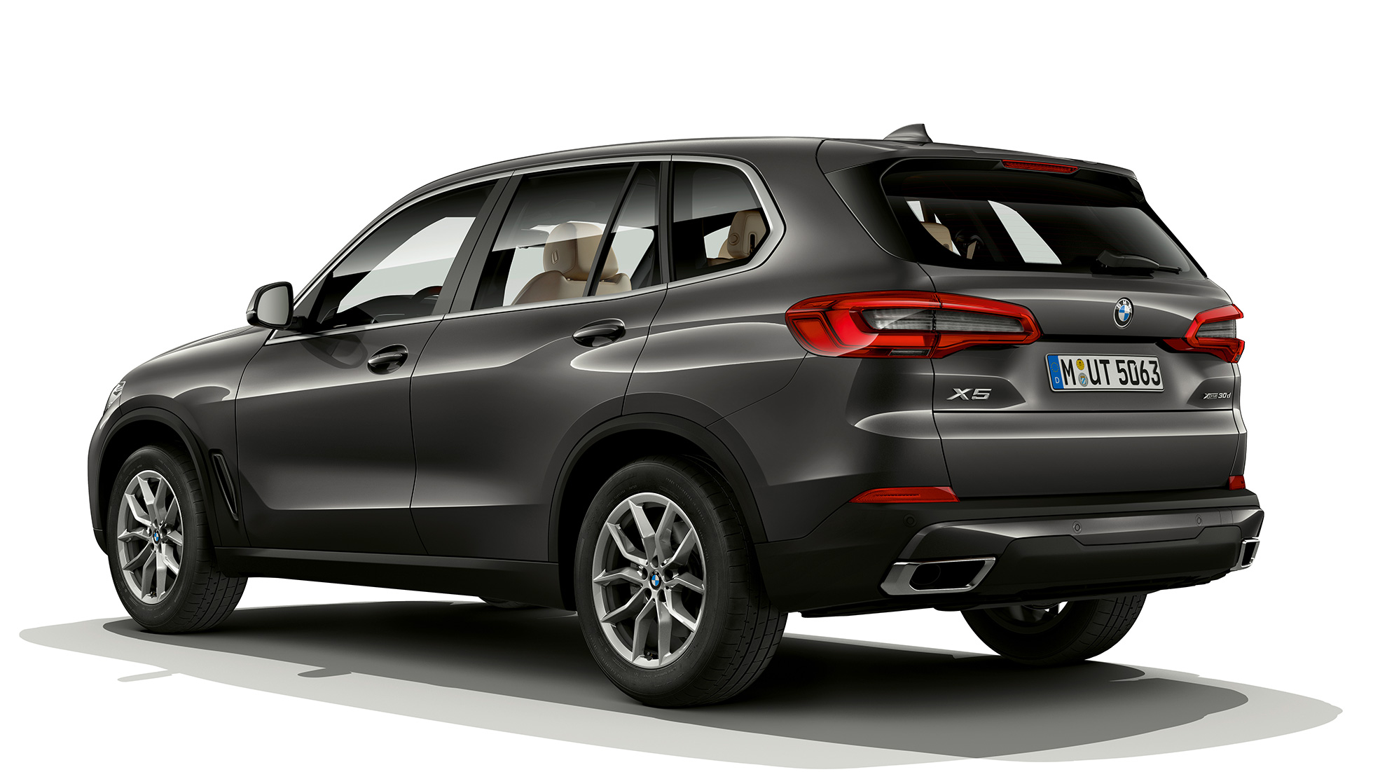 BMW X5 xDrive30d G05 2018 driekwart vooraanzicht BMW X5 xDrive30d G05 2018 Sophisto Grey Brilliant Effect metallic driekwart vooraanzicht