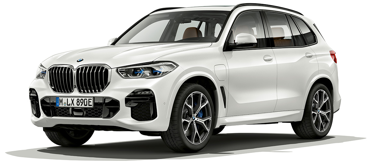 BMW X5 xDrive45e driekwart vooraanzicht BMW X5 xDrive45e G05 Mineralweiß metallic driekwart vooraanzicht